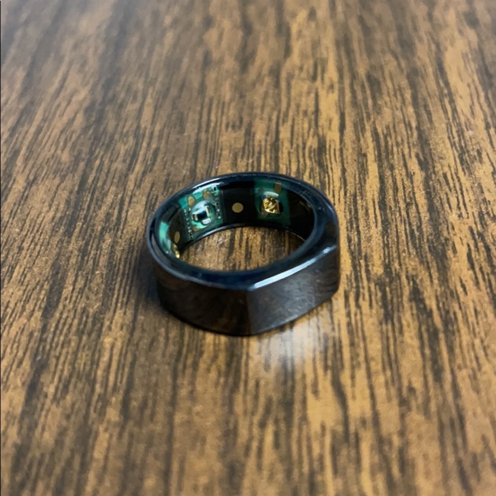 Oura ring black size 8